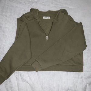 Cropped hoodie